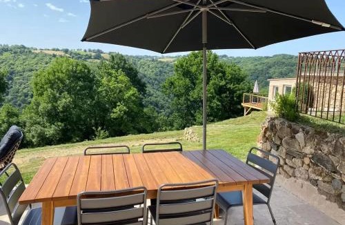 Maleville House | Maison cozy à Maleville - 50 m² avec piscine