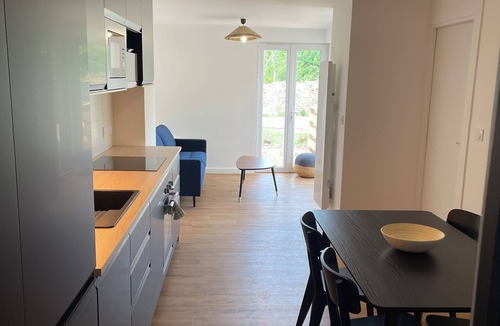 La Roche-sur-Yon House | Maison Cozy Terrasse et Jardin - à 30min de la mer