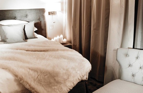 Les Serres - Vivier Hotel | Maison d'Anthouard