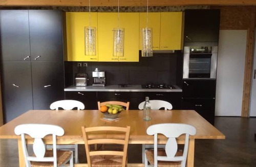 Le Thuit-de-l'Oison House | Maison D'architecte, Piscine Intérieure Chauffée