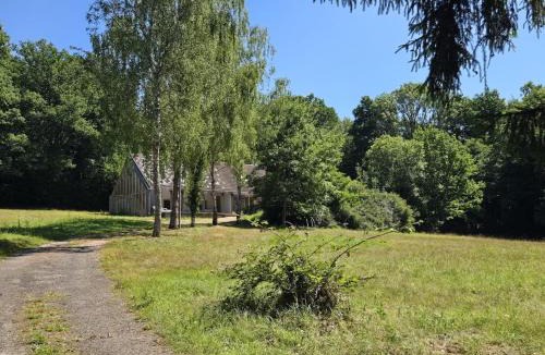 Les Genettes Villa | Maison d'architecte, calme et nature réunis