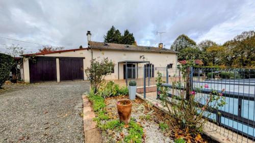 Le Chatenet-en-Dognon House | Maison d'aurélie
