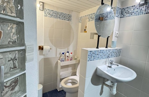 Sartrouville Bed & Breakfast | Maison d'Eloise - Paris room