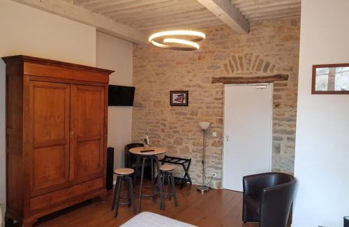 Chateau-Chalon House | Maison d'Eusébia