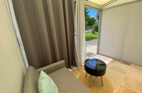 Barbezieux-Saint-Hilaire House | Maison du bonheur