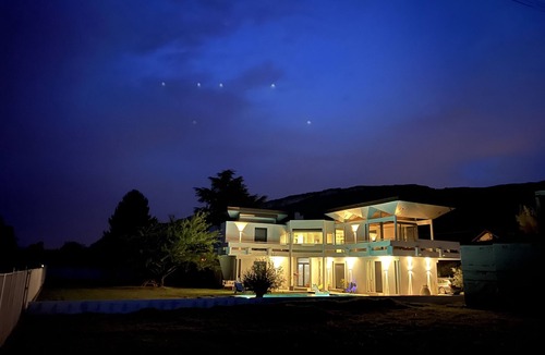 Brison-Saint-Innocent Villa | Maison D'architecte au Bord du Lac du Bourget