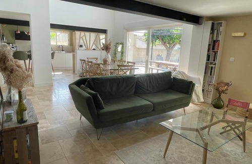Gallargues-le-Montueux House | Maison de Famille Avec Piscine Sécurisée
