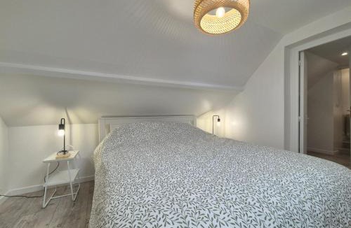 Saint-Etienne-du-Rouvray House | Maison de Ville Climatisée à 10 minutes de Rouen