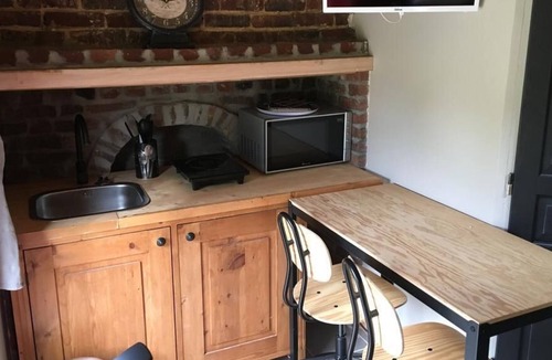 Saint-Ouen-sous-Bailly Cottage | Maison du Bonheur `` Petit Four ''