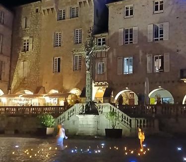 Villefranche-de-Rouergue House | maison dans la Bastide