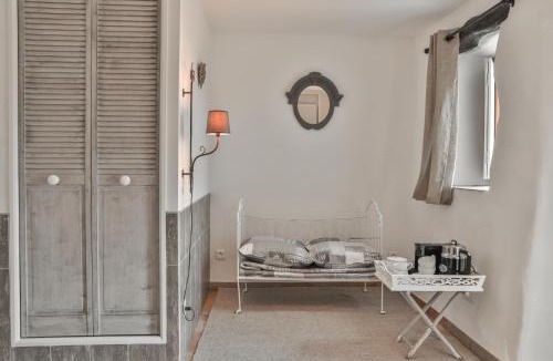 Saint-Fortunat-sur-Eyrieux House | Maison d'hôtes Le Hameau de la Mûre