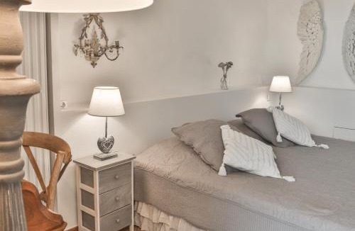 Saint-Fortunat-sur-Eyrieux House | Maison d'hôtes Le Hameau de la Mûre