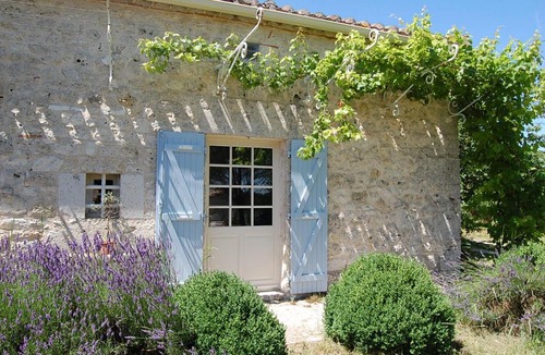 Touffailles House | Maison d'hôte Lapiade