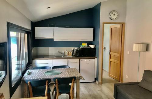 Saint-Rambert House | Maison d'hôtes Côté Saône