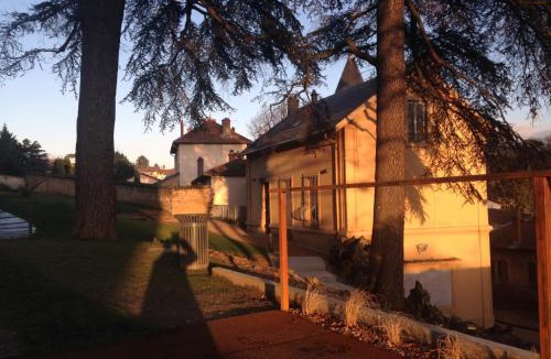 Saint-Rambert House | Maison d'hôtes Côté Saône