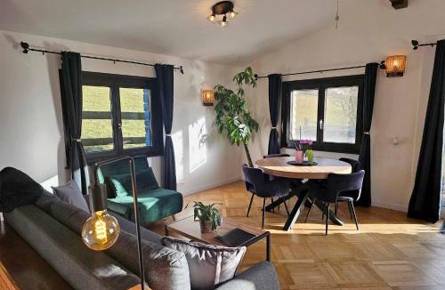 Siviriez Villa | Maison d'hôtes avec cinéma privé et bain nordique chauffé