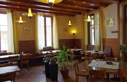 Montbovon House | Maison d'hôtes de la Gare