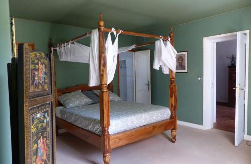 Magny-les-Hameaux Bed & Breakfast | Maison d'hôtes La Source