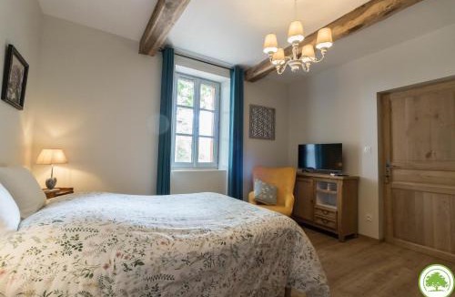 Sajas Bed & Breakfast | Maison d'hôtes "La Clef des Champs" Piscine Ortance