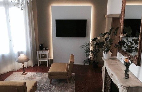 Montbazin Bed & Breakfast | Maison d'hôtes La Domitia