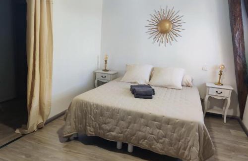 Salers Bed & Breakfast | Maison d'Hôtes La Grange