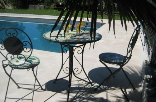 Julienne Bed & Breakfast | Maison d'Hôtes Le Clos de Bacchus