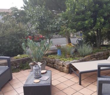 Doix-les-Fontaines House | Maison d'hôtes LE LAVOIR