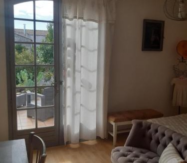 Doix-les-Fontaines House | Maison d'hôtes LE LAVOIR