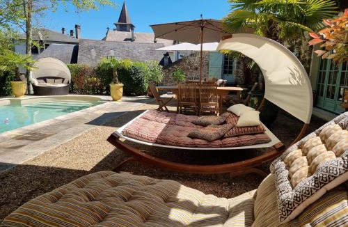 Le Lonzac Bed & Breakfast | Maison d'hôtes Les jardins Saint Eloi