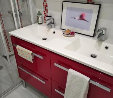 Saclay Bed & Breakfast | Maison d'hôtes les roses trémières