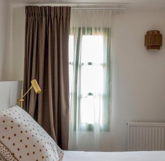 Villedieu House | Maison d'Hôtes Les Sources