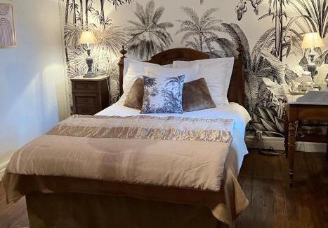 Saint-Symphorien Bed & Breakfast | Maison d'Hôtes Martineau