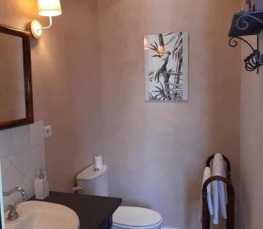 Saint-Symphorien Bed & Breakfast | Maison d'Hôtes Martineau
