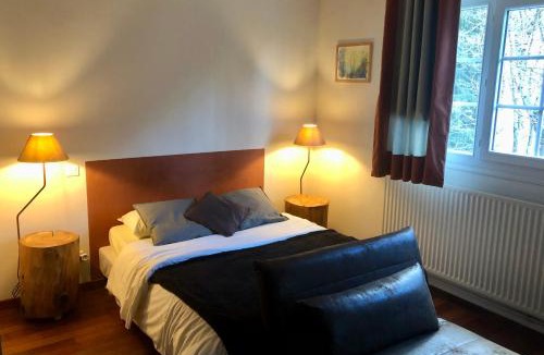 Campan Hotel | Maison d'hoursentut