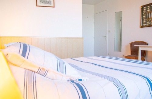 Caffiers Bed & Breakfast | Maison D'hôte La Ferme Du Grand Air - Standard Twin Room with Shared Bathroom