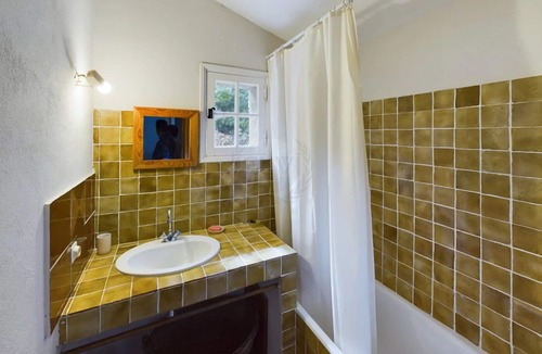 Les Brugassieres House | maison dans la petite Prairie