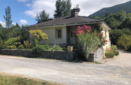 Surba House | Maison Dans les Pyrénées Chèques Vacances Acceptés