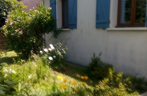 Garidech House | Maison Dans Lotissement Calme