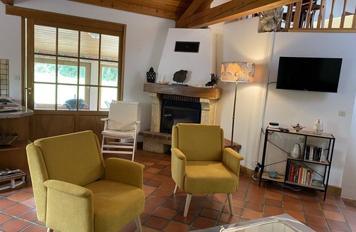 Issoire House | Maison Dans un Grand Jardin