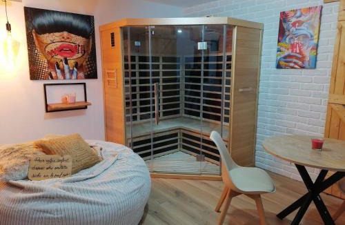 Calais House | Maison Dco Pop Et Chaleureuse Avec Spa, Sauna