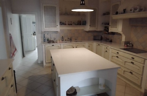 Vergeze House | Maison DE 5 Chambres Avec Piscine