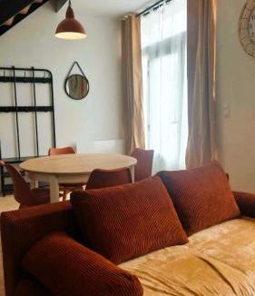 Saint-Martin-sur-Oust Apartment | Maison de bourg - wifi - checkin autonome