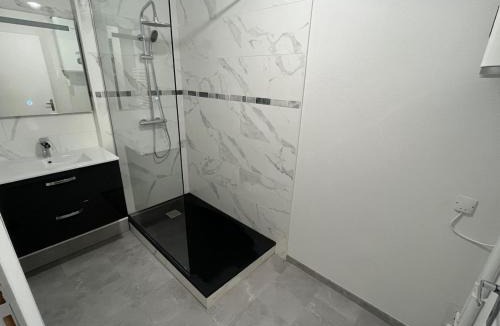 Limons Apartment | Maison de bourg à Limons