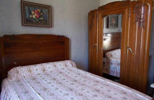 Chambon-sur-Lac House | MAISON DE BOURG A PROXIMITE DU LAC CHAMBON
