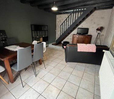 Suevres House | Maison de bourg