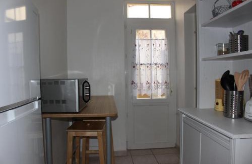 Talmont-Saint-Hilaire House | maison de bourg