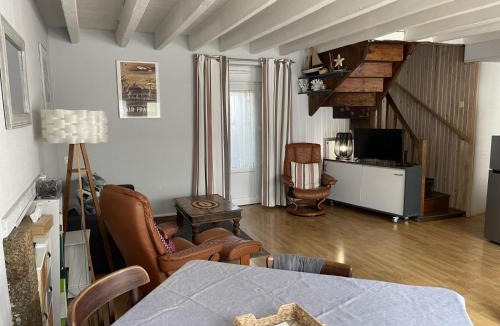 Pleucadeuc House | Maison de bourg sans jardin