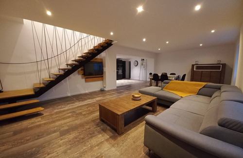 Saint-Lambert-du-Lattay House | Maison de Bourg Tout Confort