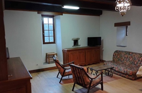 Conques House | Maison de Campagne