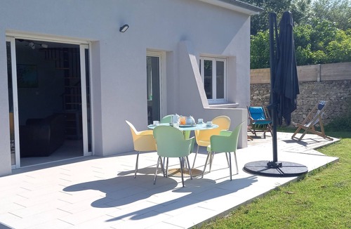 Regnezville-sur-Mer House | Maison de Campagne Proche mer - 5 Voyageurs